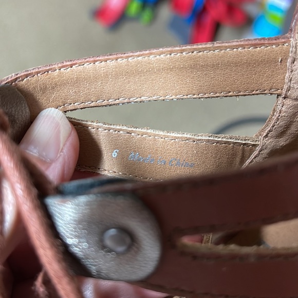 Dolce Vita shoes size 6. Great condition! - Picture 9 of 9